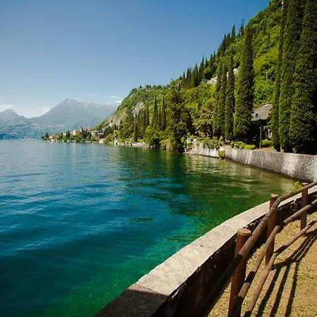 Sleeps 4 Varenna